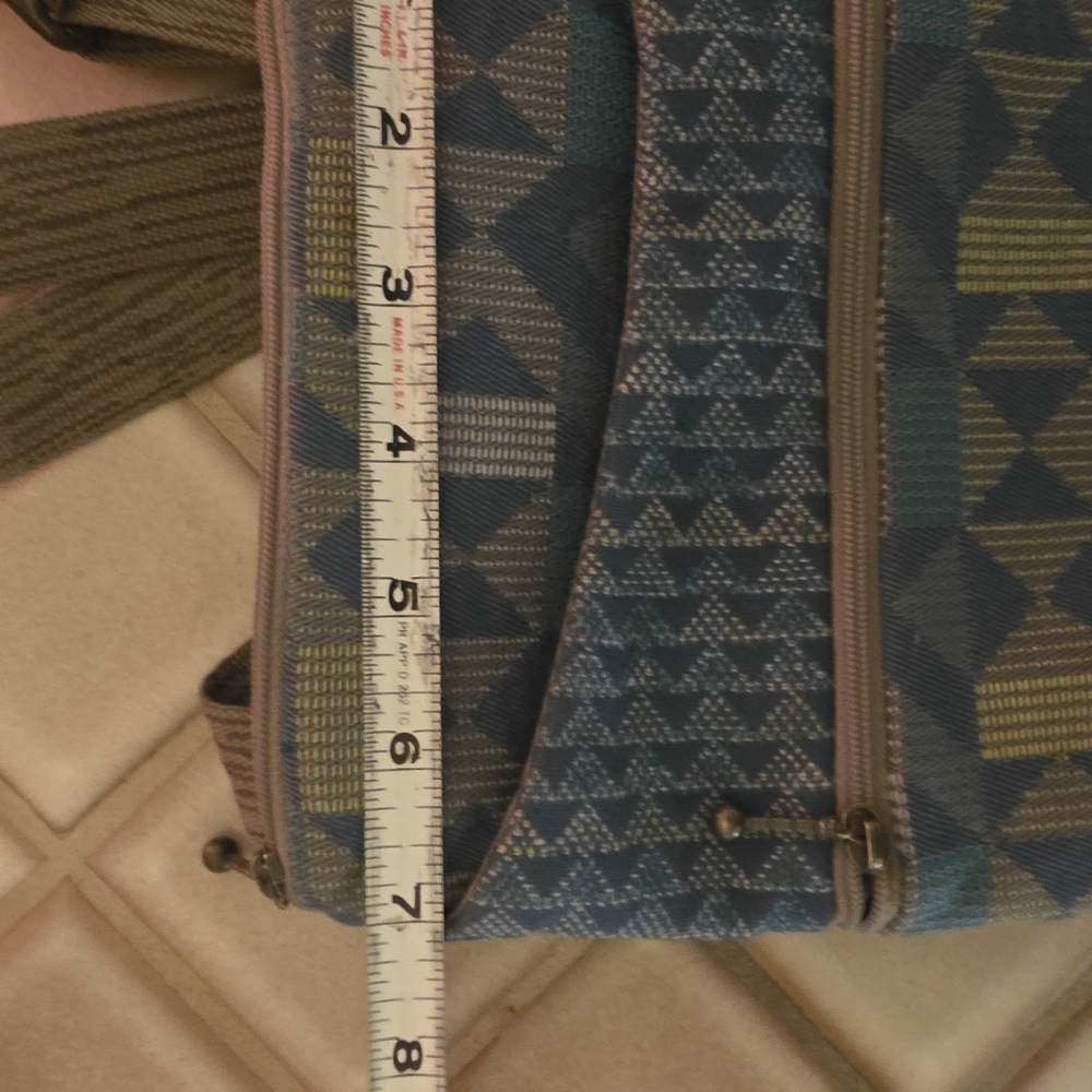 Chic Geometric Crossbody Bag in Blue and Green - Picture 8 of 8